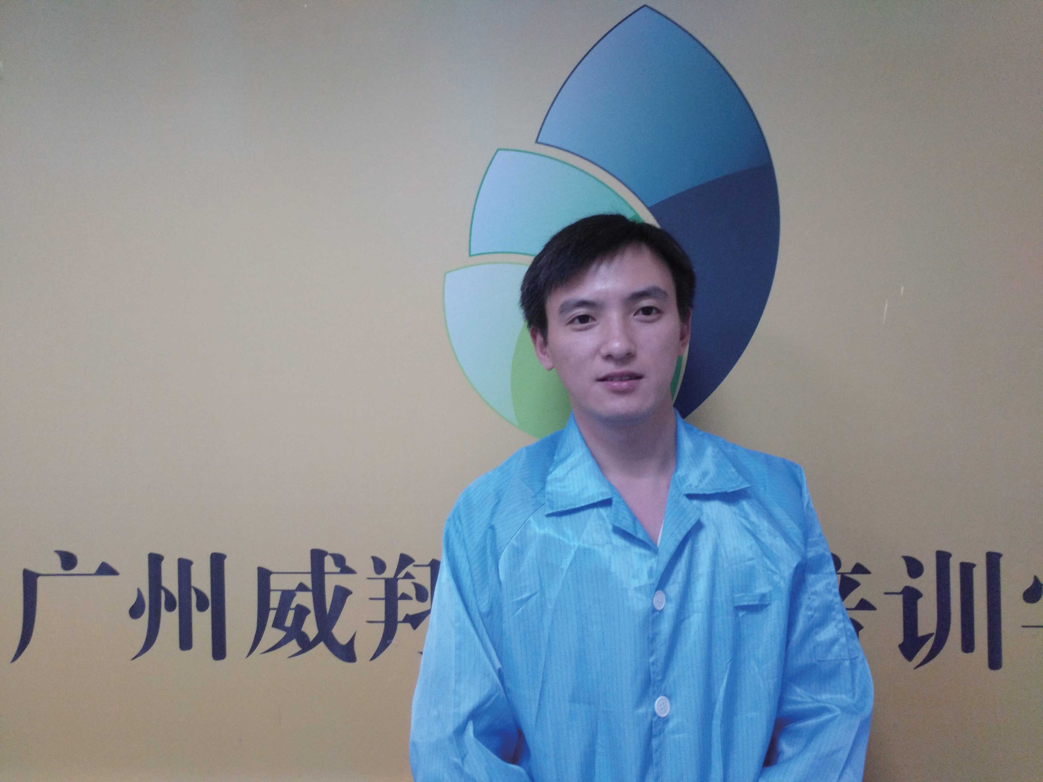 符老师.jpg 符老师.jpg